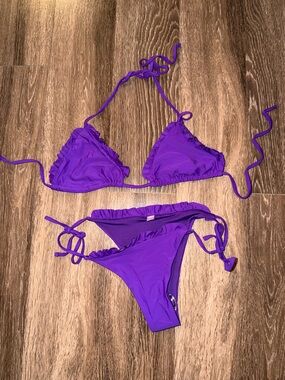 Women's Purple Ruffle Triangle Bikini Set - Classic Tie Sides